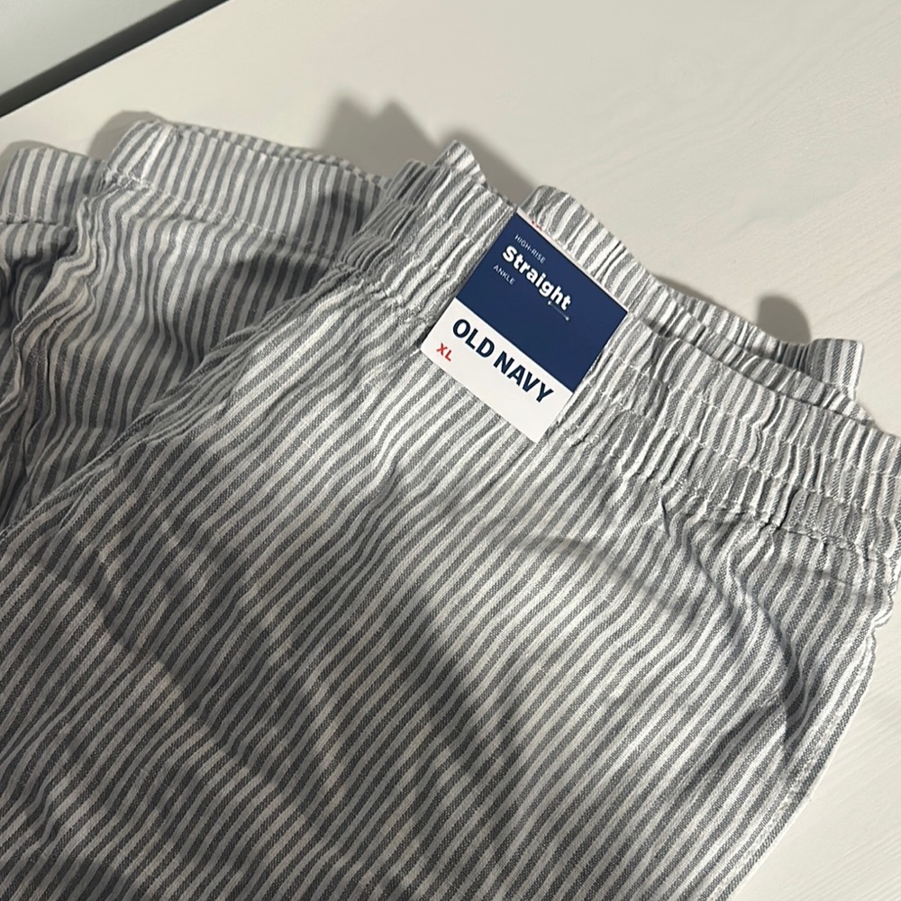 Old Navy Striped Pants - Gray